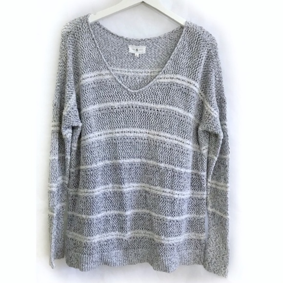 Lou & Grey Sweaters - Lou & Grey breezy Gray striped sweater size S